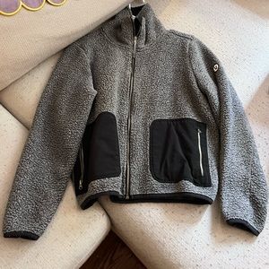 GUC Vuori Gray Fleece (Women’s Small)